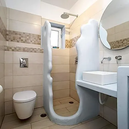Hotel Anius