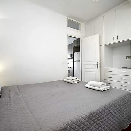 Anius Hotel 3*